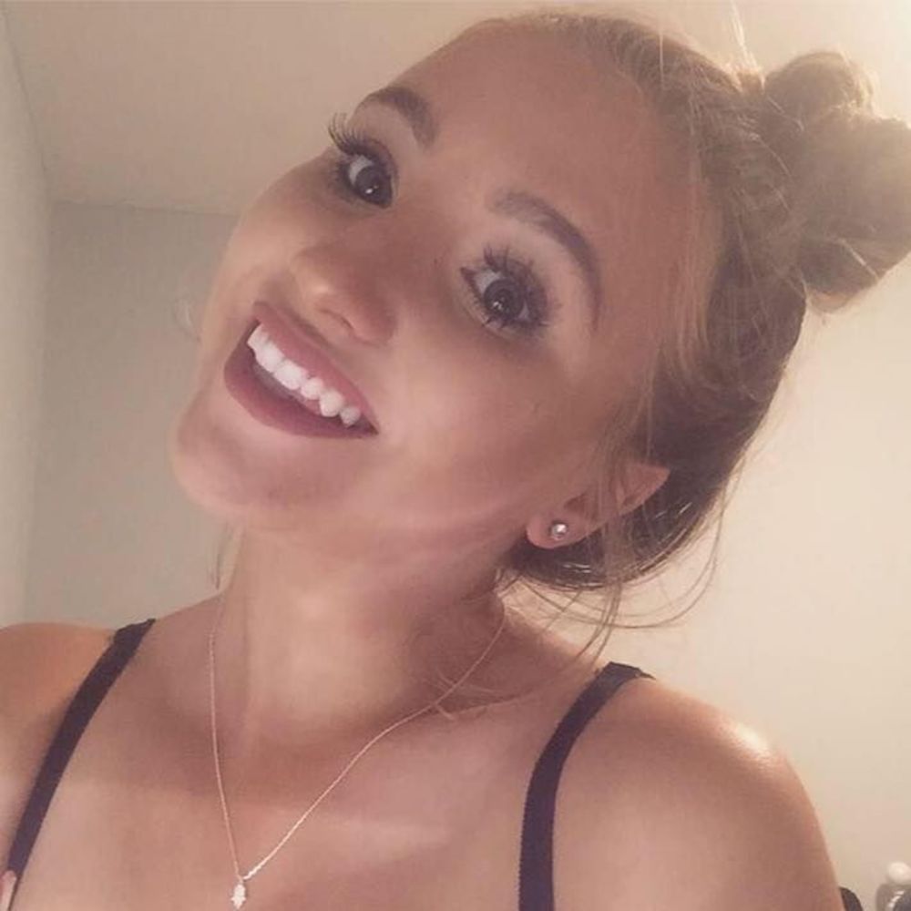 Meet your Posher, Caroline